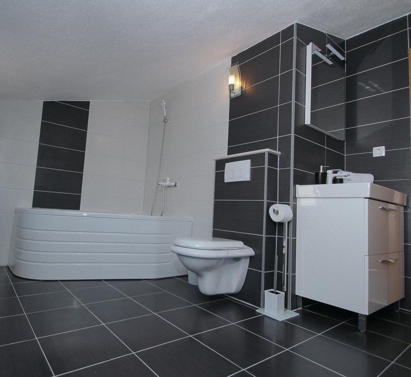 Apartman Dominik Trogir Exterior photo