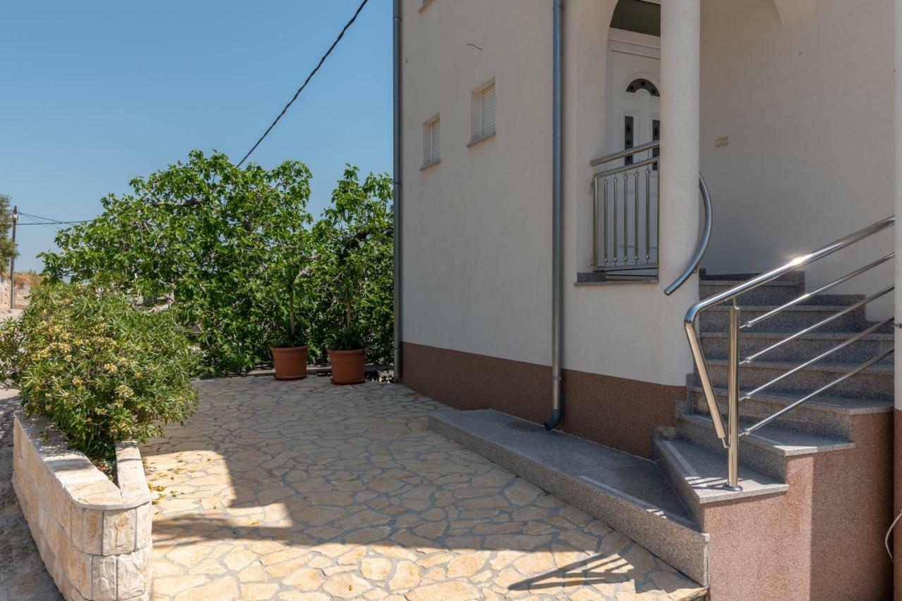 Apartman Dominik Trogir Exterior photo