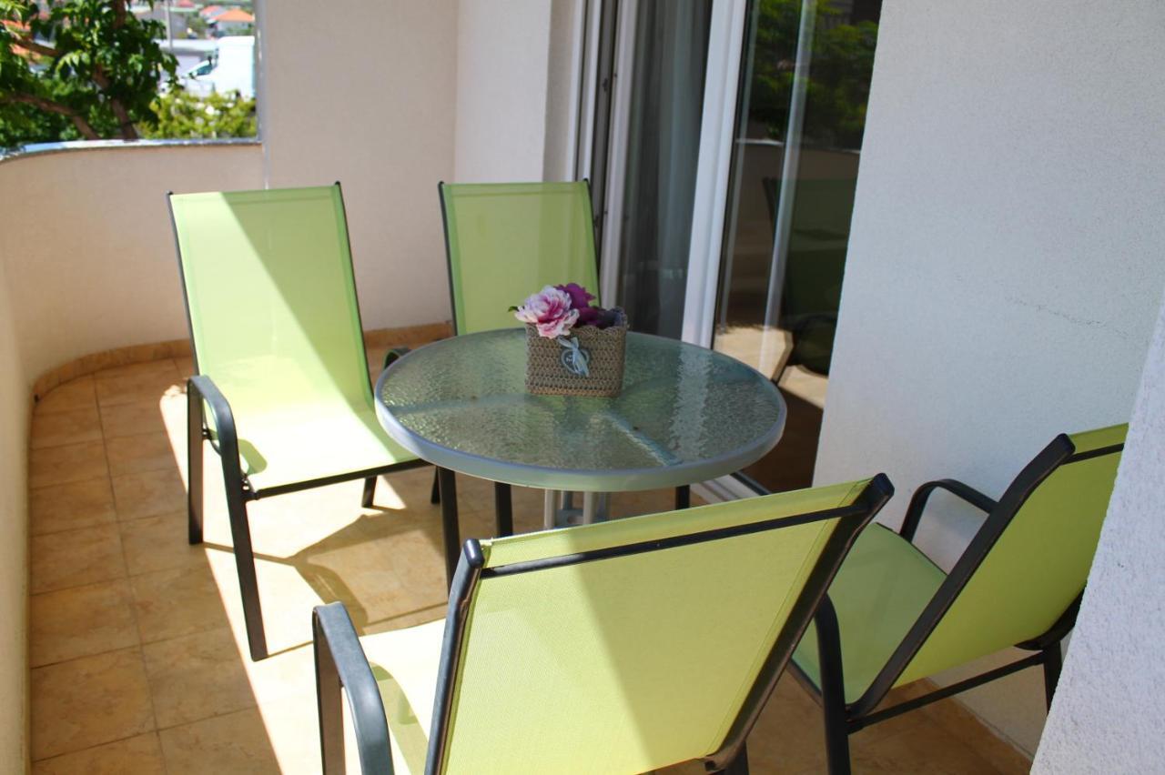 Apartman Dominik Trogir Exterior photo